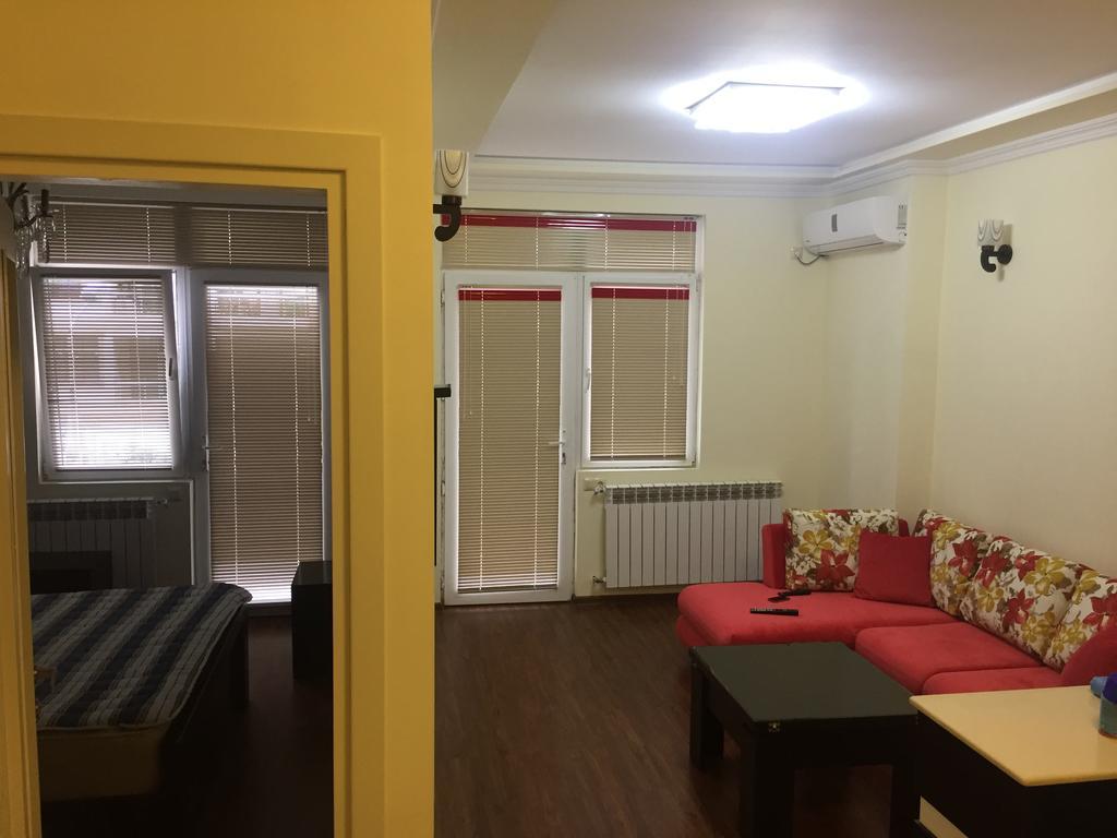 Chemi Saxli Apartment Batumi Eksteriør billede