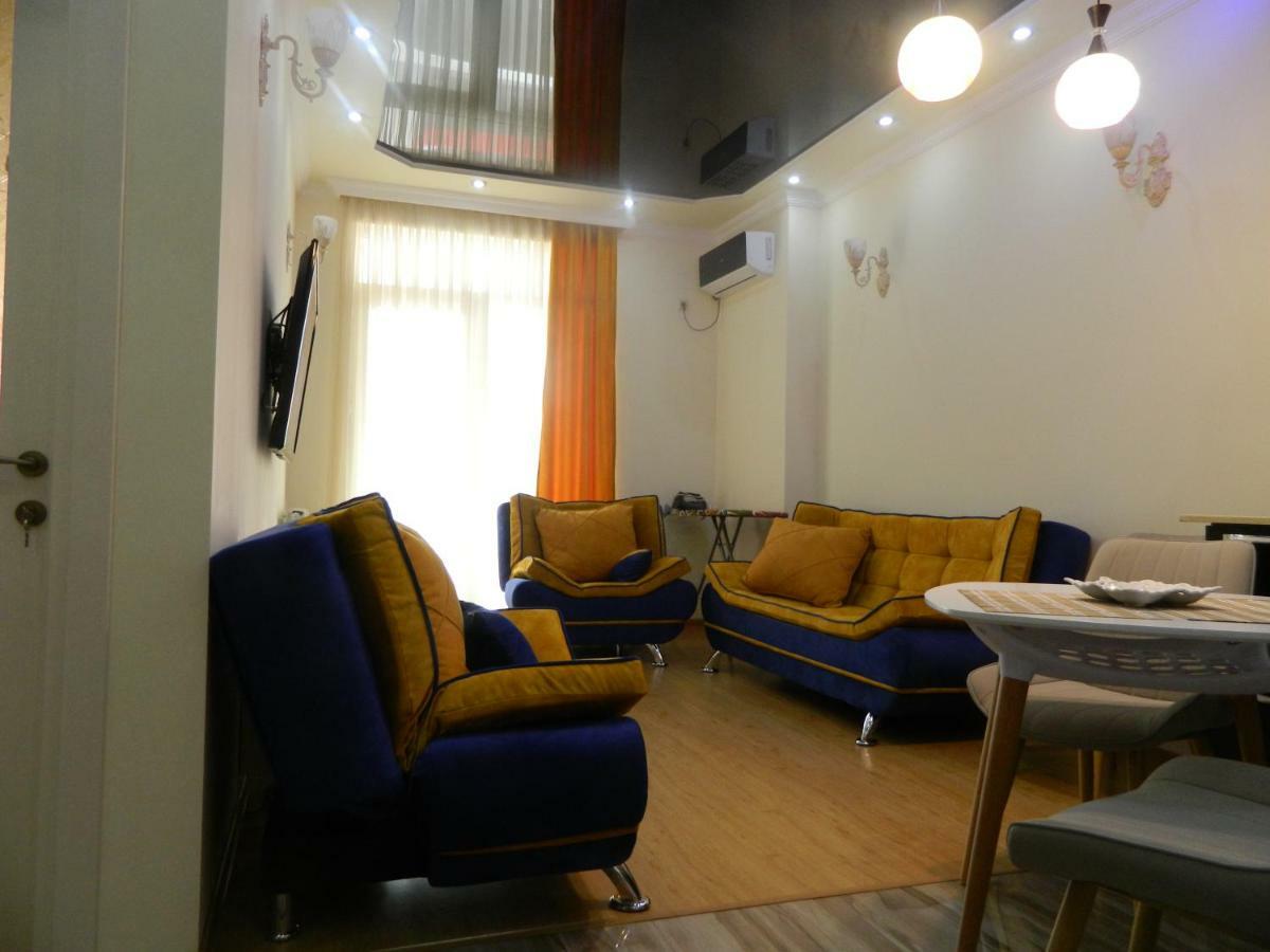 Chemi Saxli Apartment Batumi Eksteriør billede