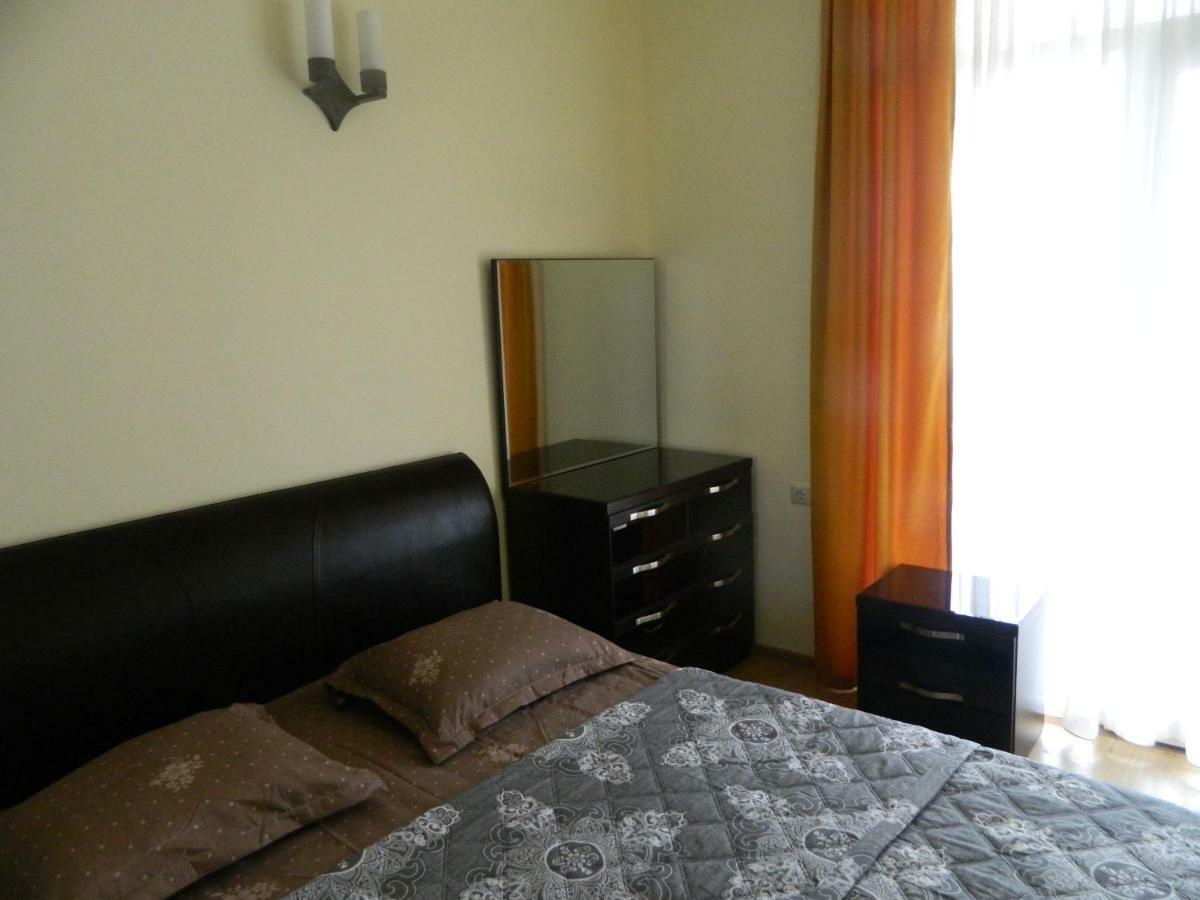 Chemi Saxli Apartment Batumi Eksteriør billede