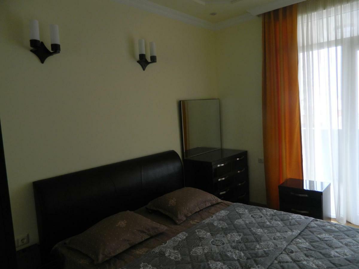 Chemi Saxli Apartment Batumi Eksteriør billede